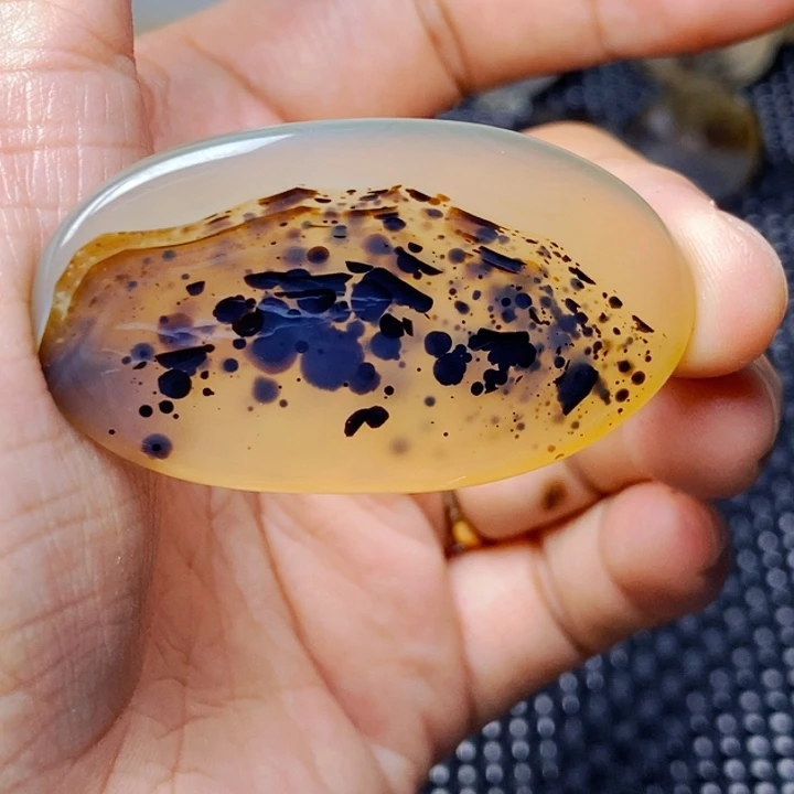 玛瑙/玉髓未镶嵌珠宝半成品