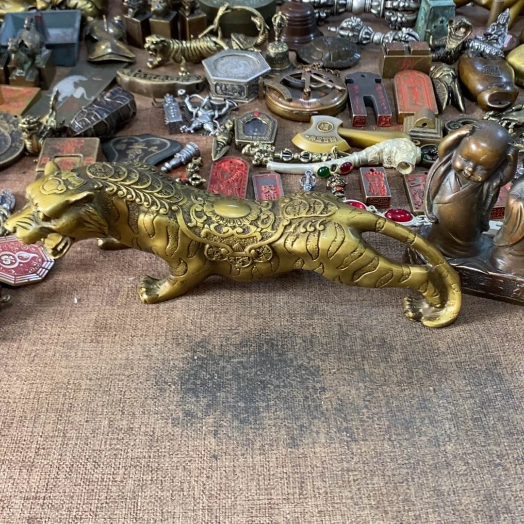 马***，铜铜韵精品桌面摆件