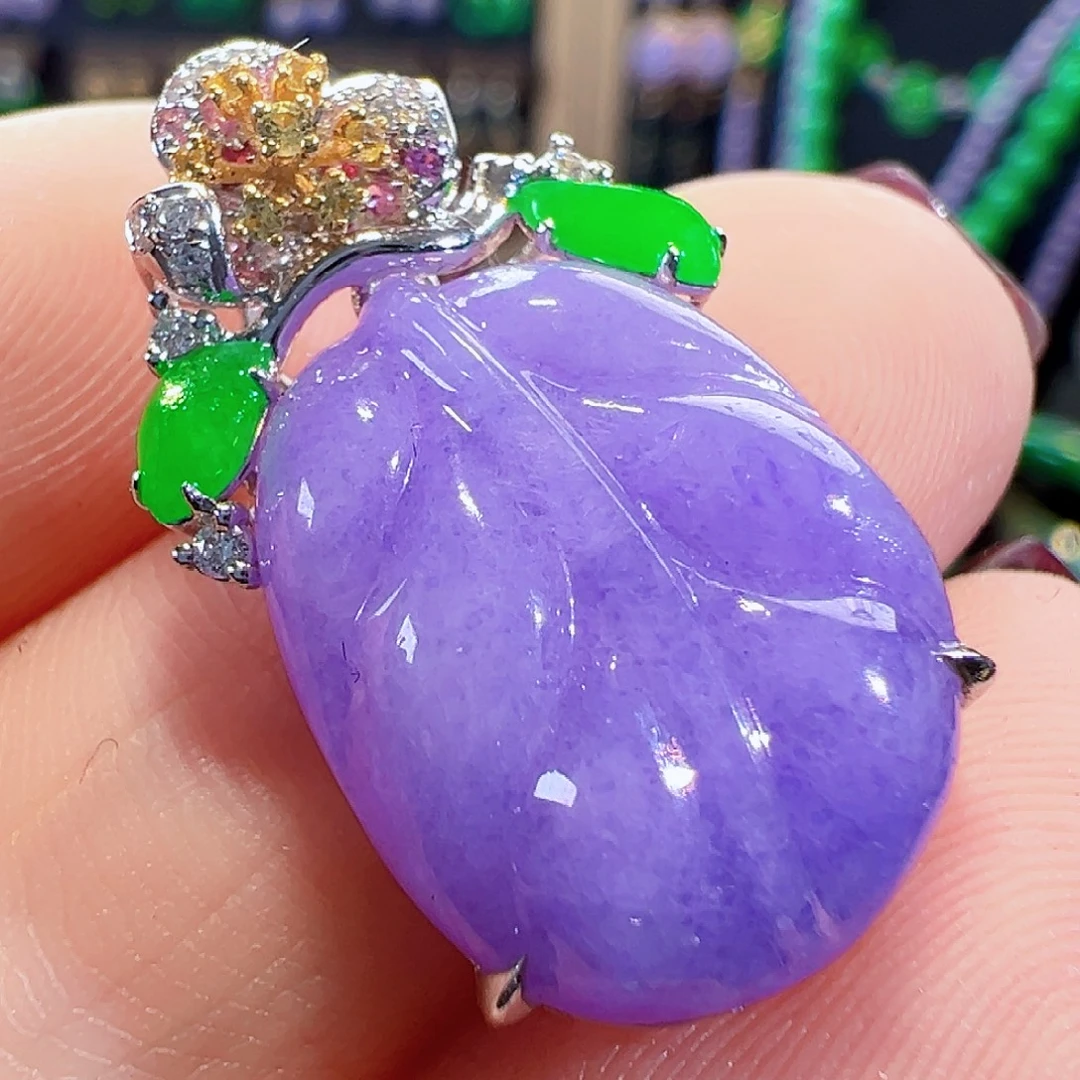 翡翠18K金镶嵌颈饰签收后24小时鉴赏期