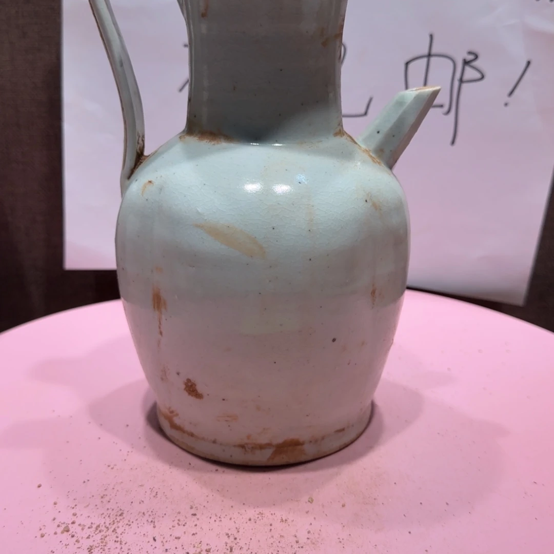 陶其他漂亮的小瓷瓶子