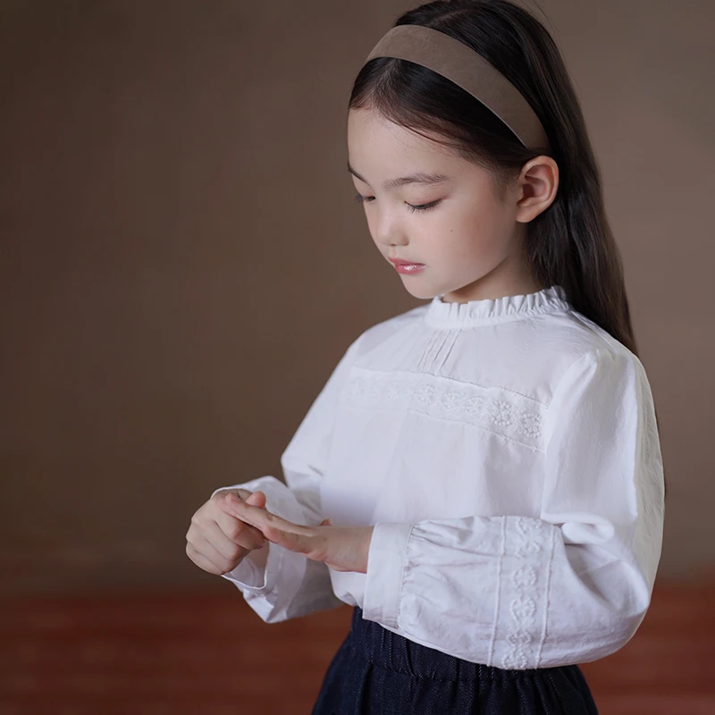哈齿童装儿童秋装新款上衣文艺重工刺绣白衬衫女童全棉打底衫女孩