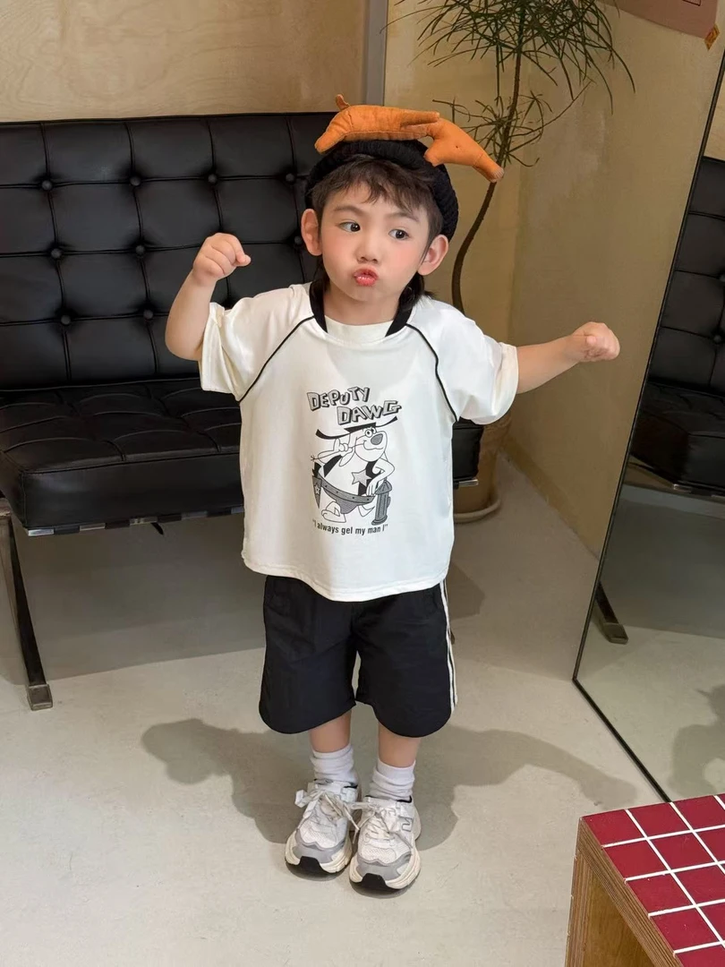 5389调皮狗上衣短裤两件套