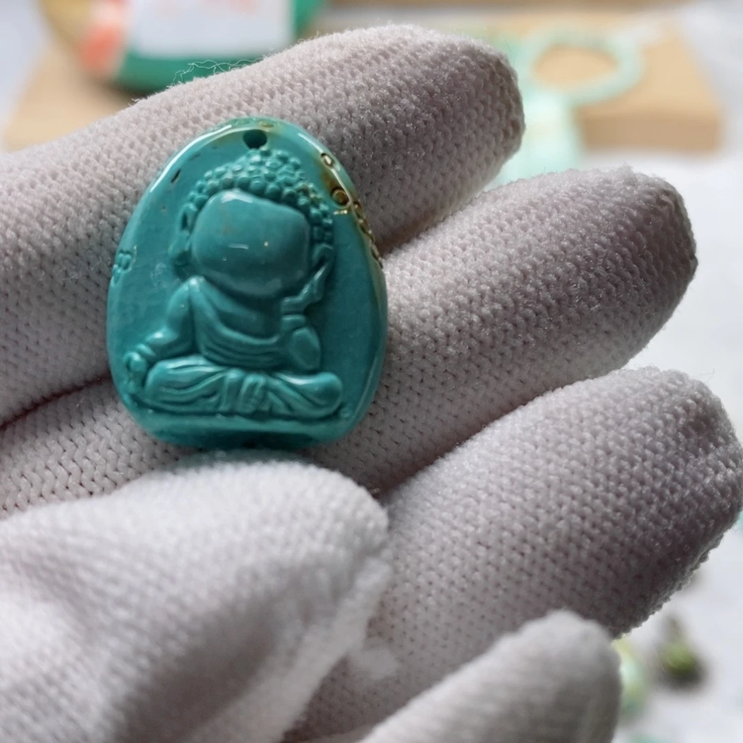 绿松石颈饰未镶嵌