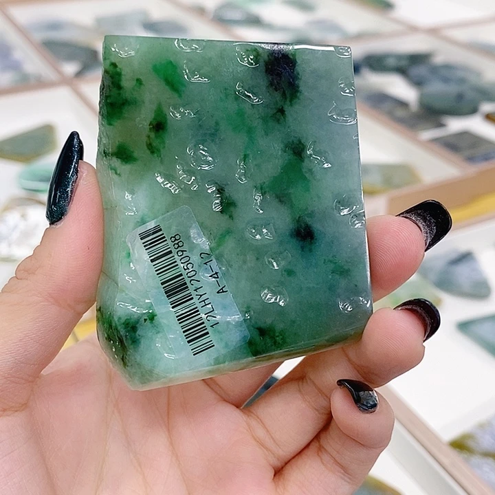 八***g定制翡翠未镶嵌定制翡翠未镶嵌