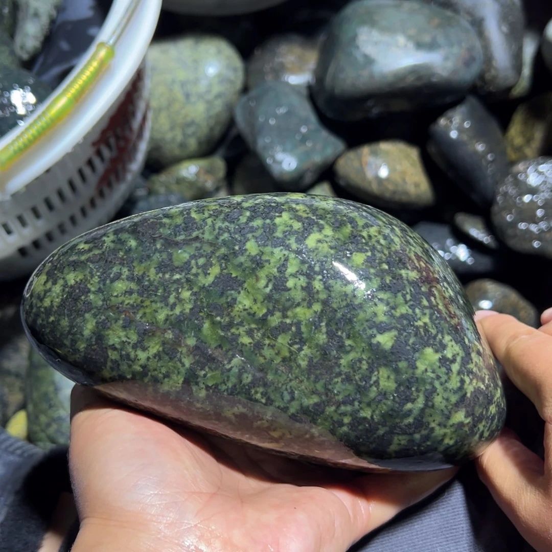 未镶嵌蛇纹石玉西藏藏玉药王石户*