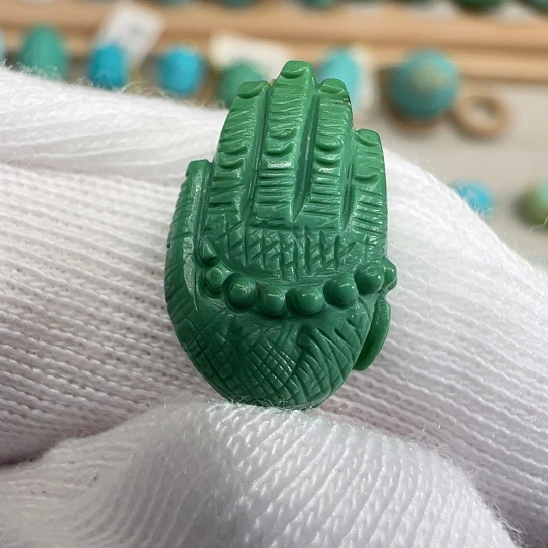 绿松石配饰未镶嵌