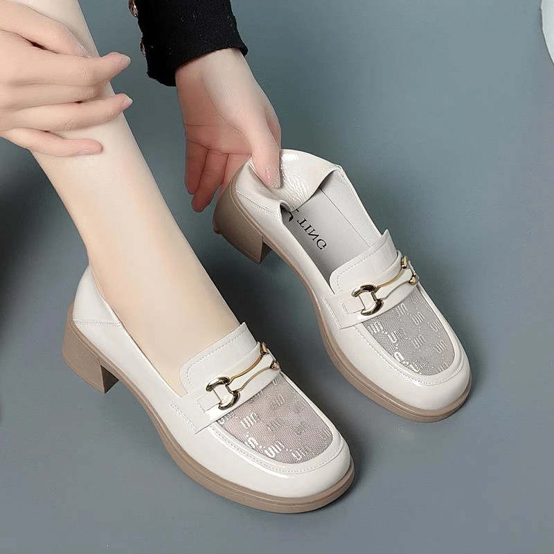 白色乐福鞋女夏季2025新款女鞋软皮软底单鞋百搭透气英伦风皮鞋