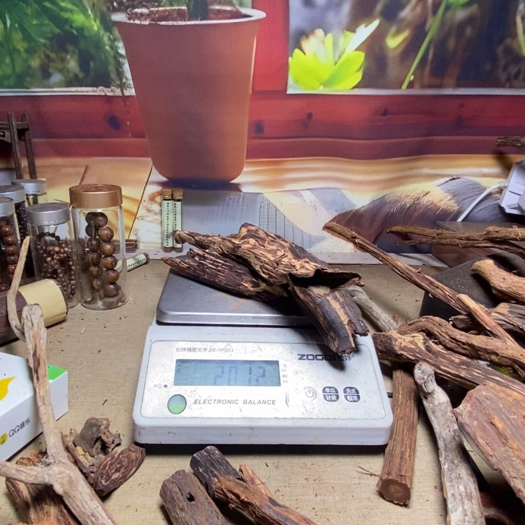 清***哥降真香海南十亩香