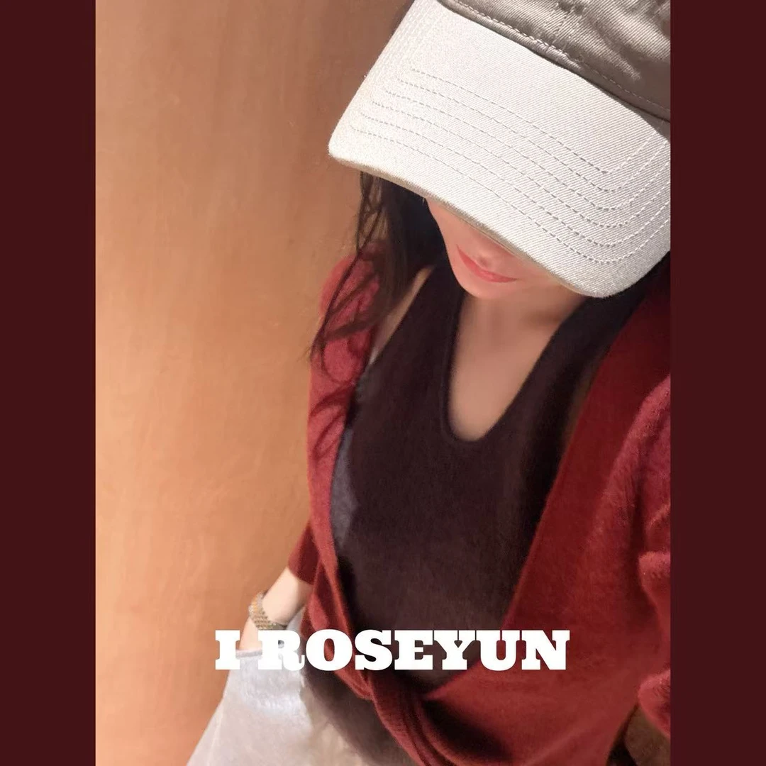 【Rose Yun】极细绵羊毛扭结假两件挂脖针织上衣    JY095099