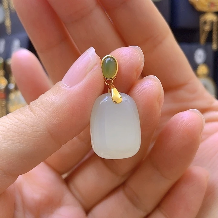和田玉银S925镀金镶嵌颈饰