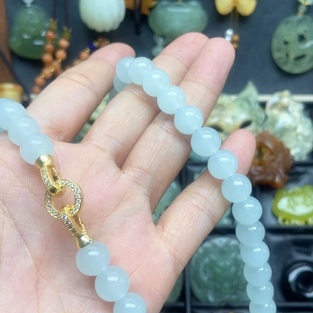 未镶嵌蛇纹石玉颈饰