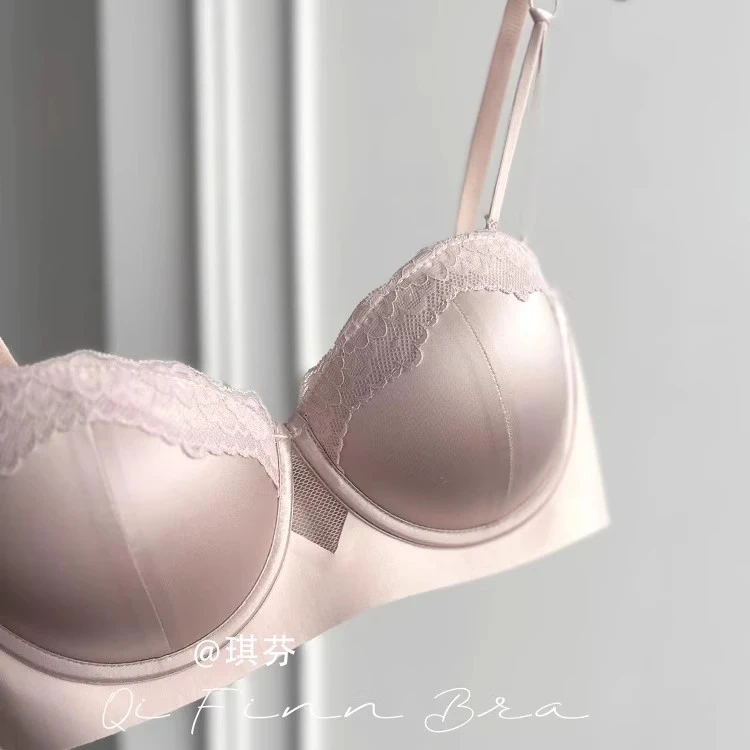 缎面法式无肩带美背内衣聚拢防下垂小胸显大抹胸防走光文胸罩