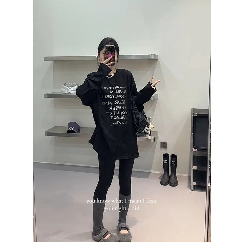 慵懒风2025新款女垫肩褶子设计感字母印花侧开叉T恤复古宽松设计
