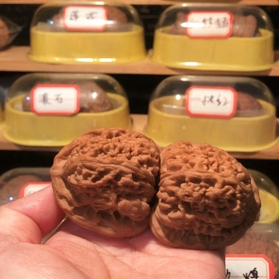 先*月文玩核桃把件三角疆46