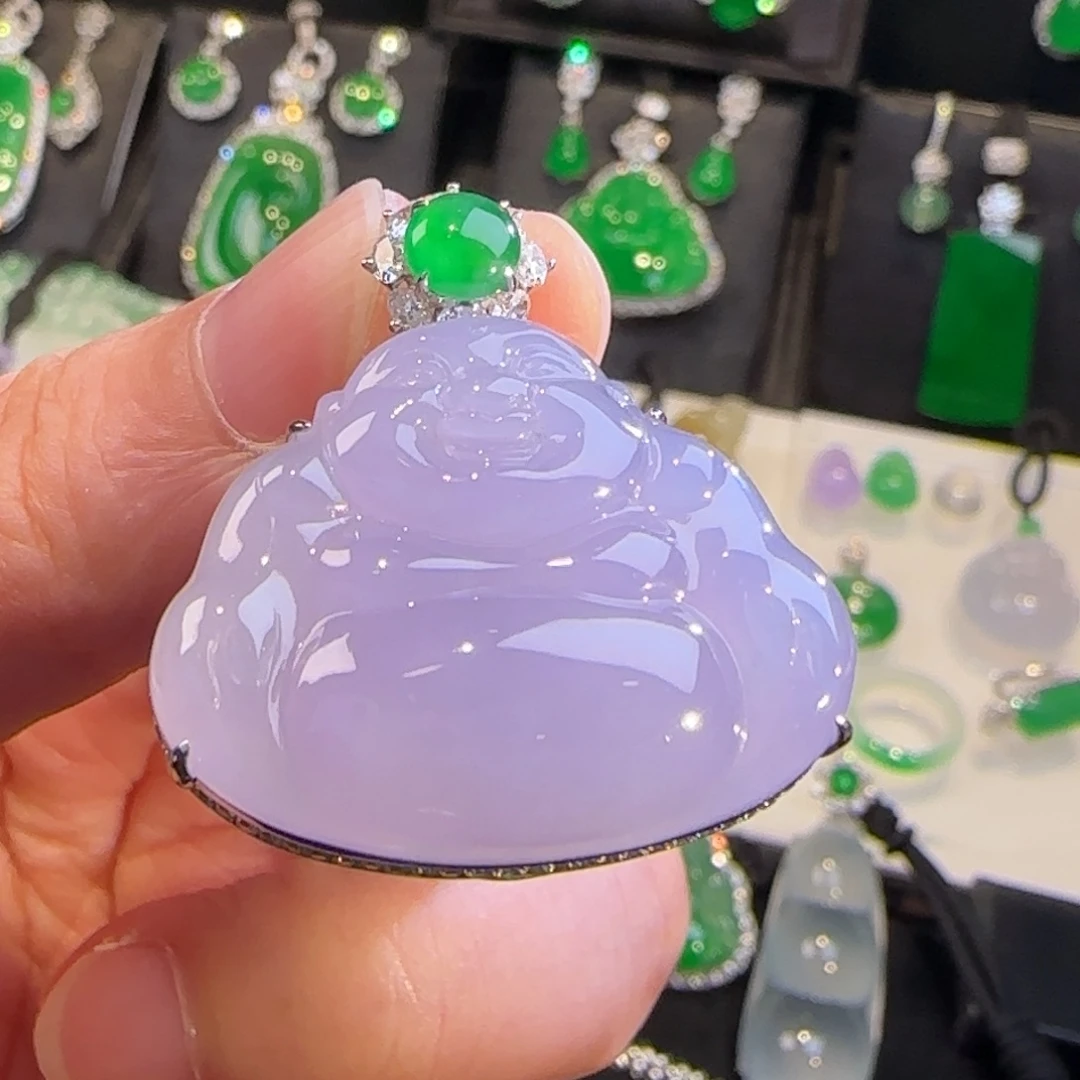 翡翠18K金镶嵌颈饰小六三开