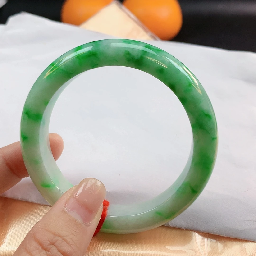 翡翠手镯未镶嵌55圈2082