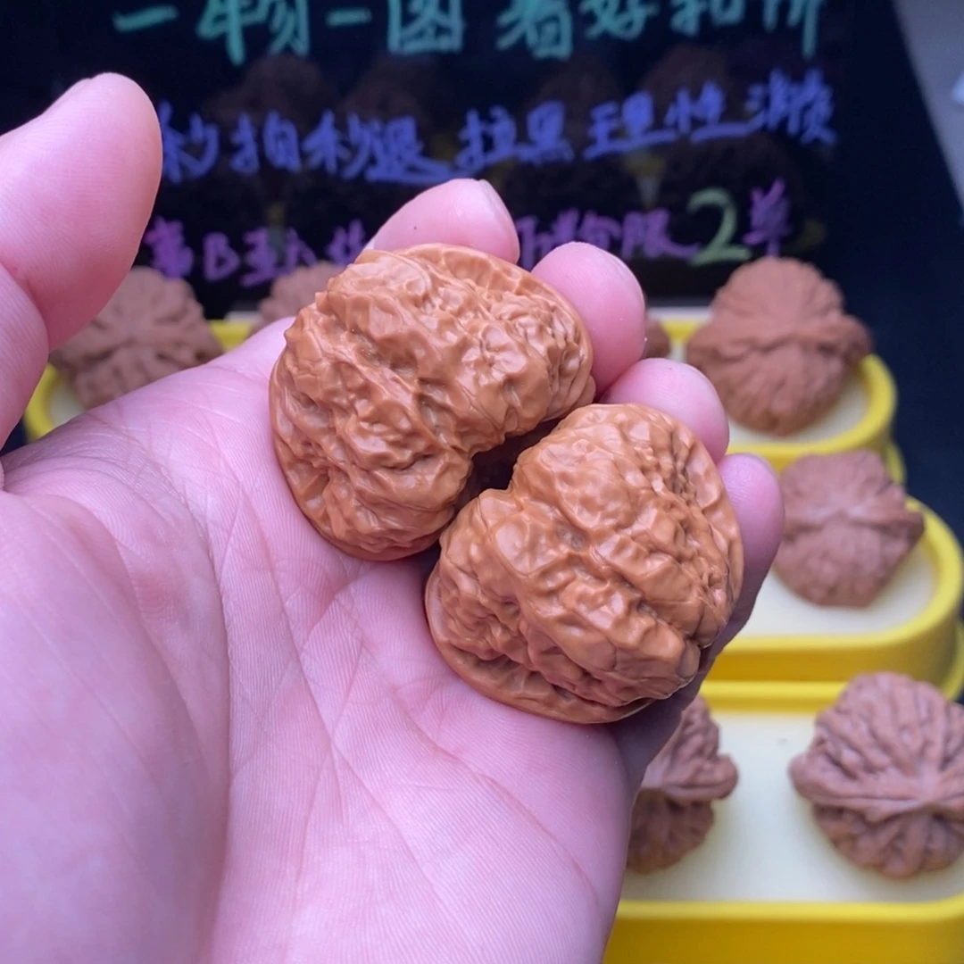 吊坠桃核蛤蟆头尺寸41