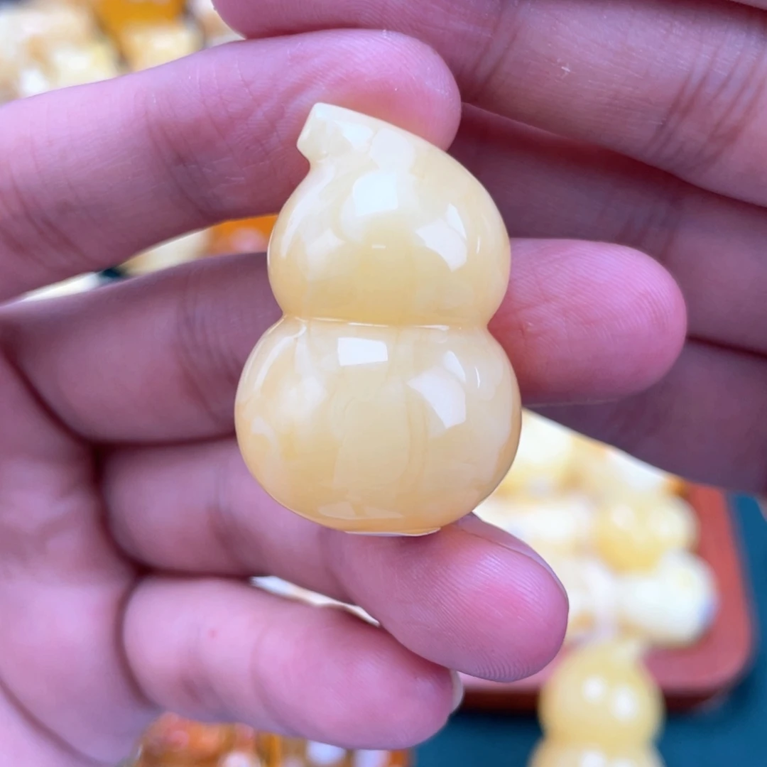 裸石琥珀未镶嵌蜜蜡