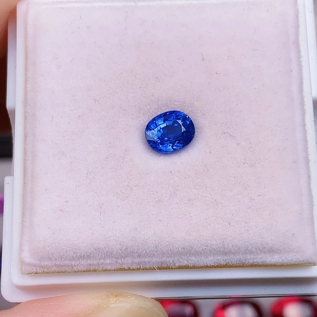 蓝宝石裸石1.2ct天然