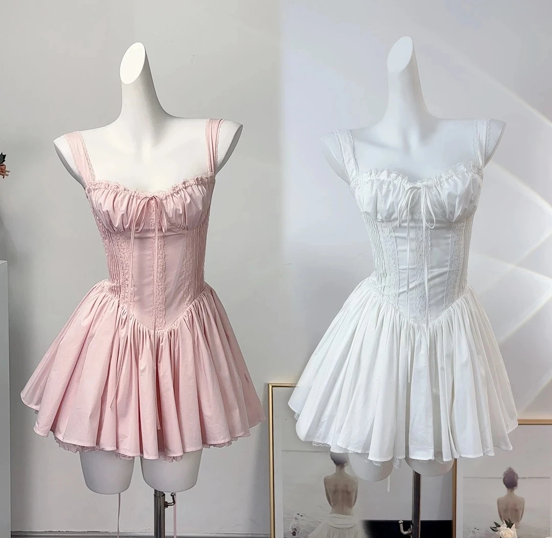 蕾丝甜美纯欲性感吊带连衣裙芭蕾风法式绑带收腰显瘦辣妹A字短裙