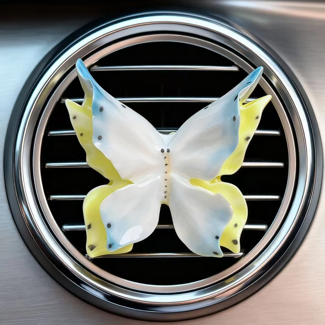 彩色蝴蝶手工陶瓷网红铁杆创意车载出风口工艺品香薰摆件车载摆件