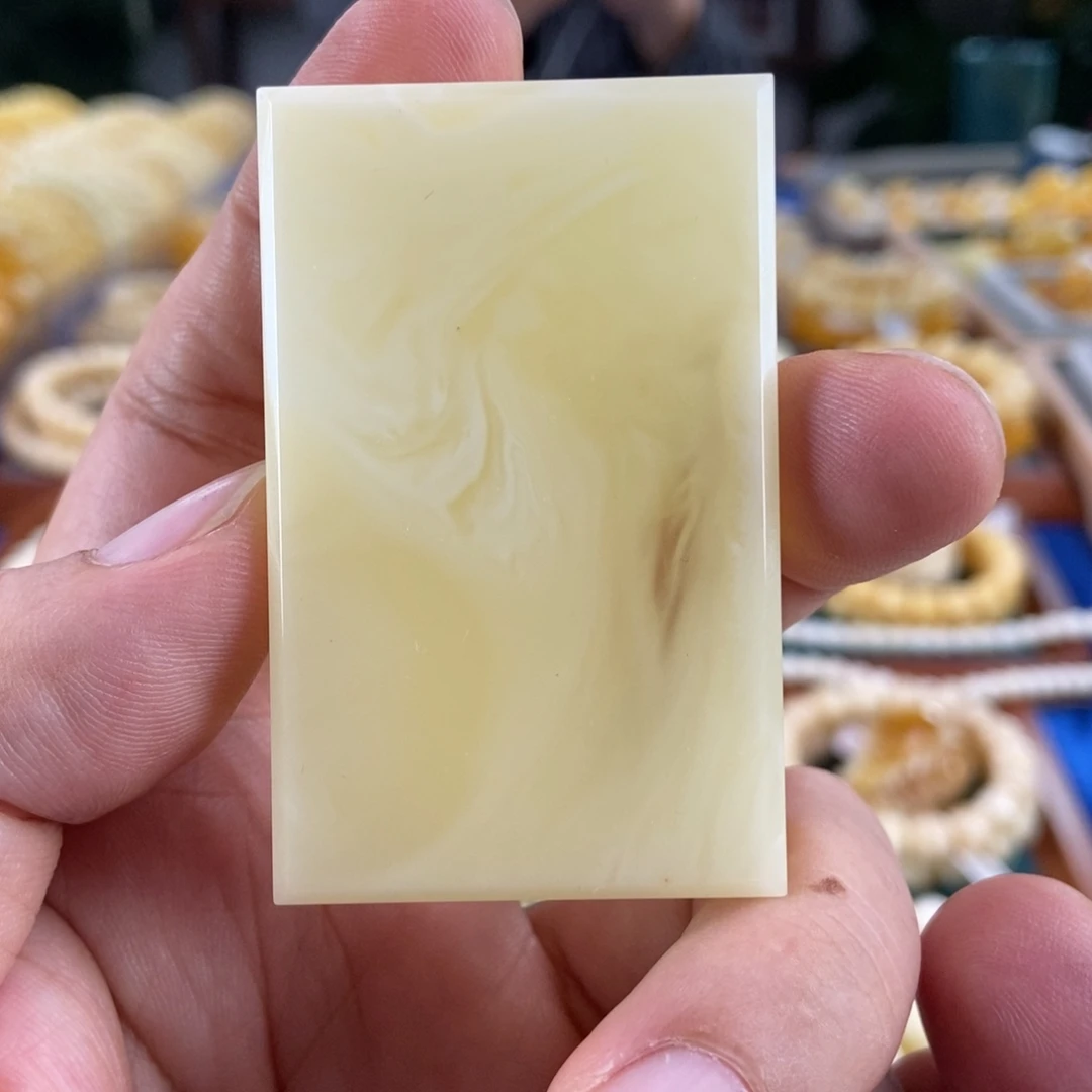 琥珀未镶嵌珠宝奇石白花蜜蜡子冈牌30.91