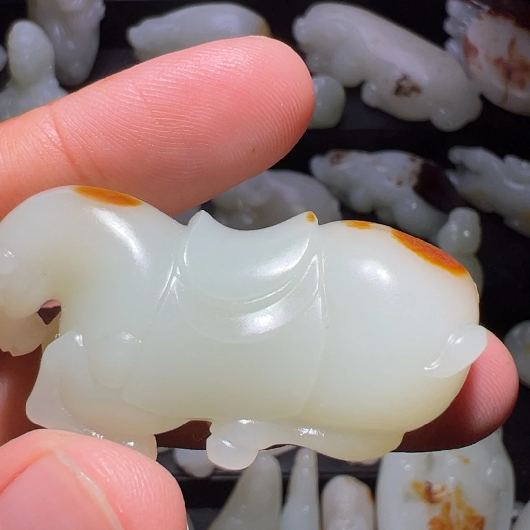 春***泥和田玉未镶嵌颈饰