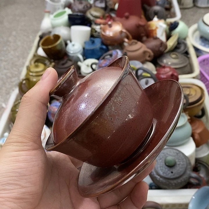陶瓷艺术品及陶瓷壶