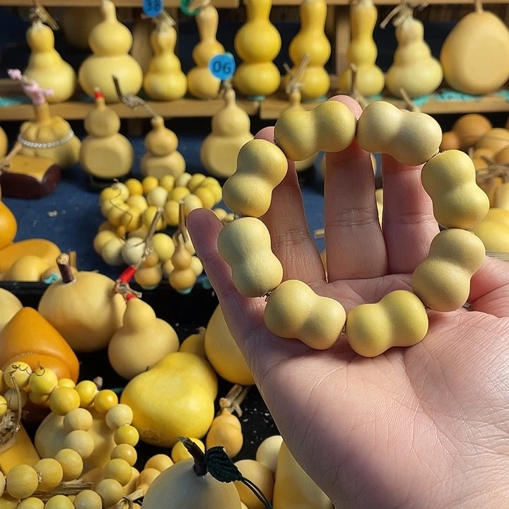 柒***，1111111111111111111111