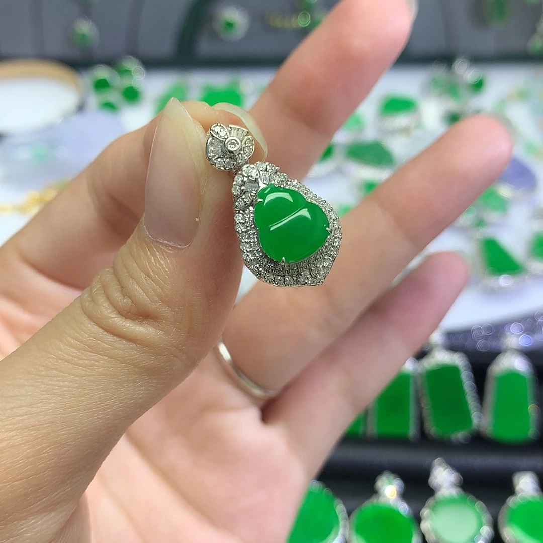 吊坠(不含链)18K金镶嵌翡翠