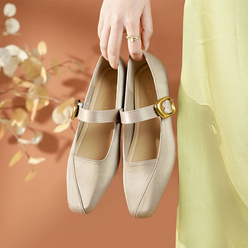 时尚复古2025春季玛丽珍丝绸方头单鞋女低粗跟新舒适通勤气质女鞋