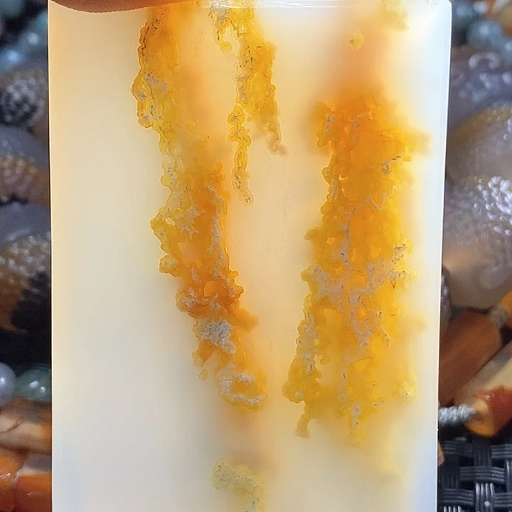 未镶嵌颈饰玛瑙/玉髓