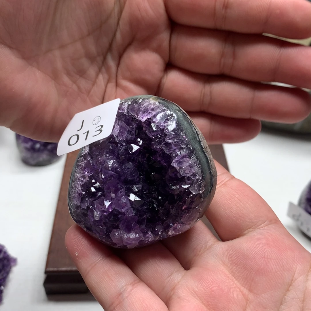 㐅***付未镶嵌紫晶大型摆件（非配饰）