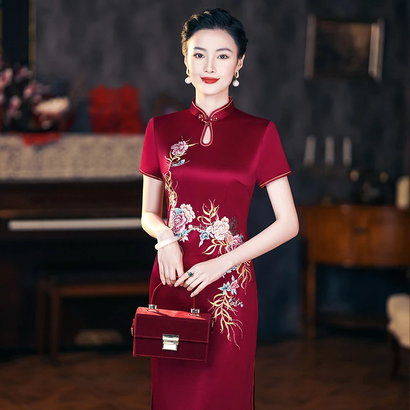 工厂批发年轻喜婆婆婚宴礼服夏季醋酸缎刺绣结婚妈妈旗袍中式高贵
