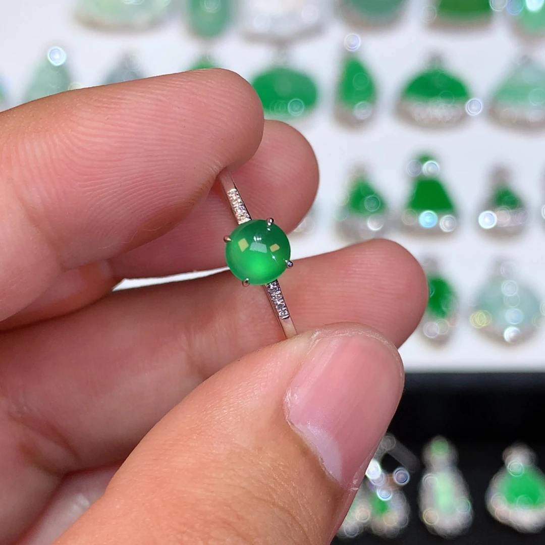 翡翠戒指18K金镶嵌棠*（收到货48小时鉴赏期）