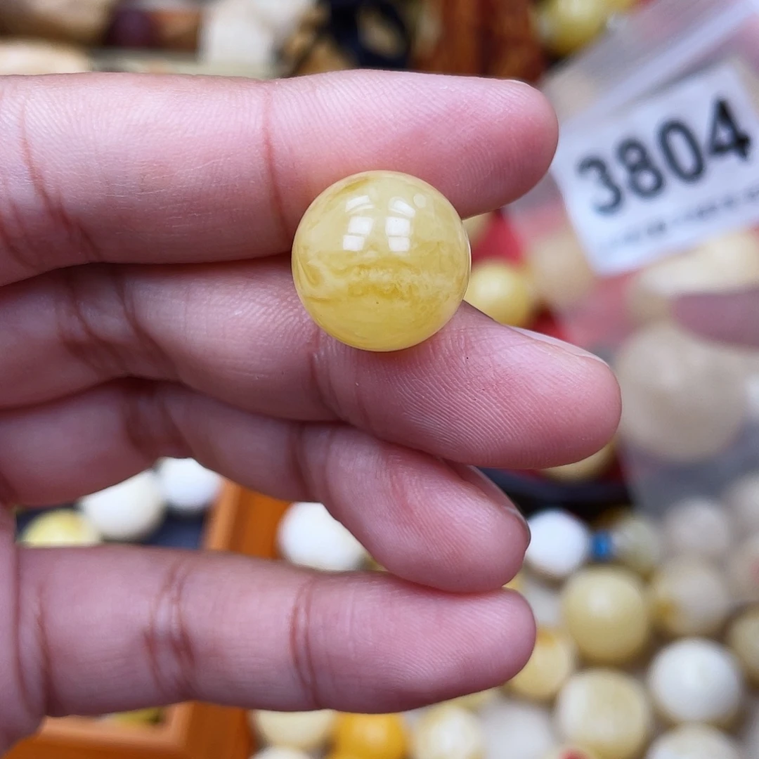 蜜蜡未镶嵌珠宝奇石15