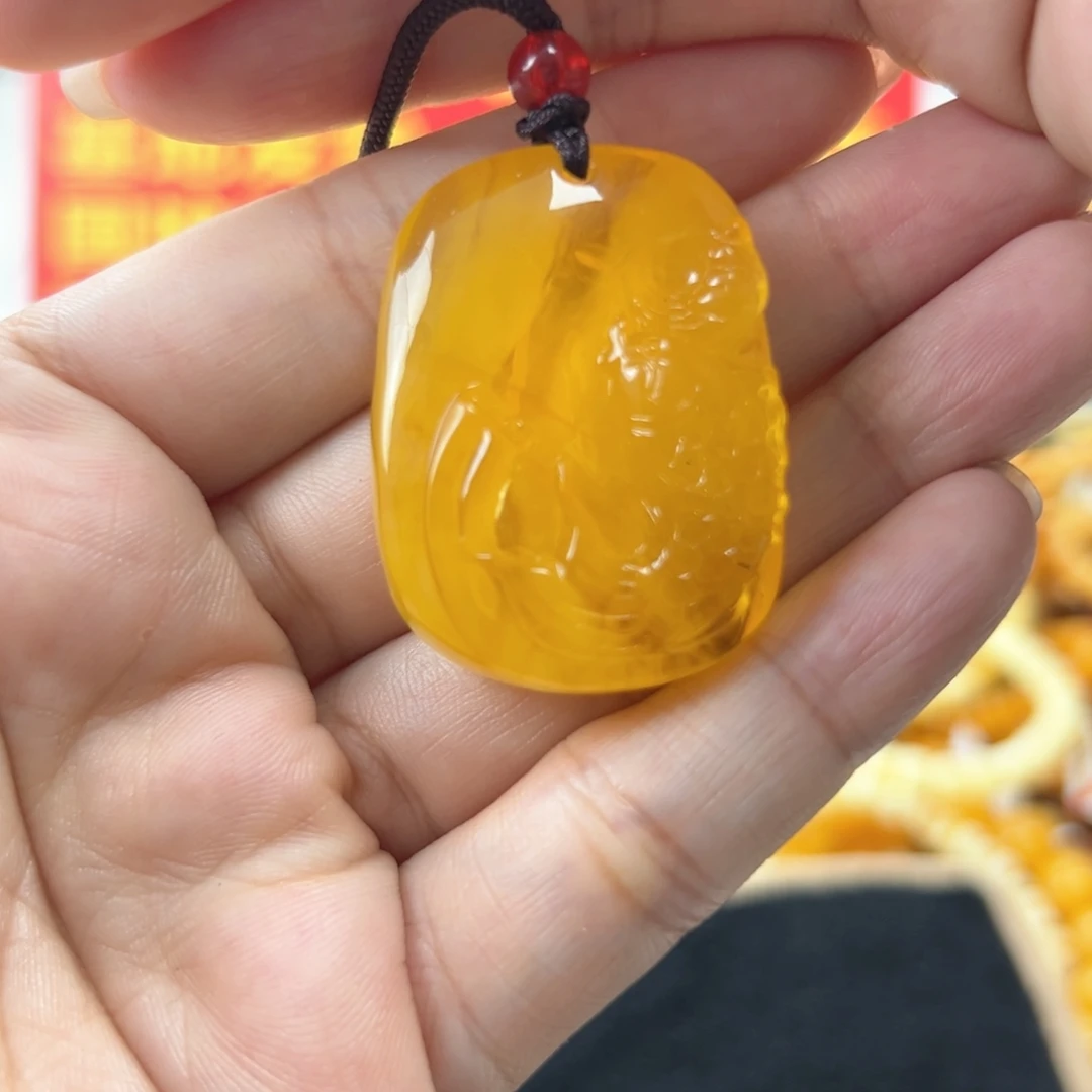 琥珀未镶嵌珠宝奇石