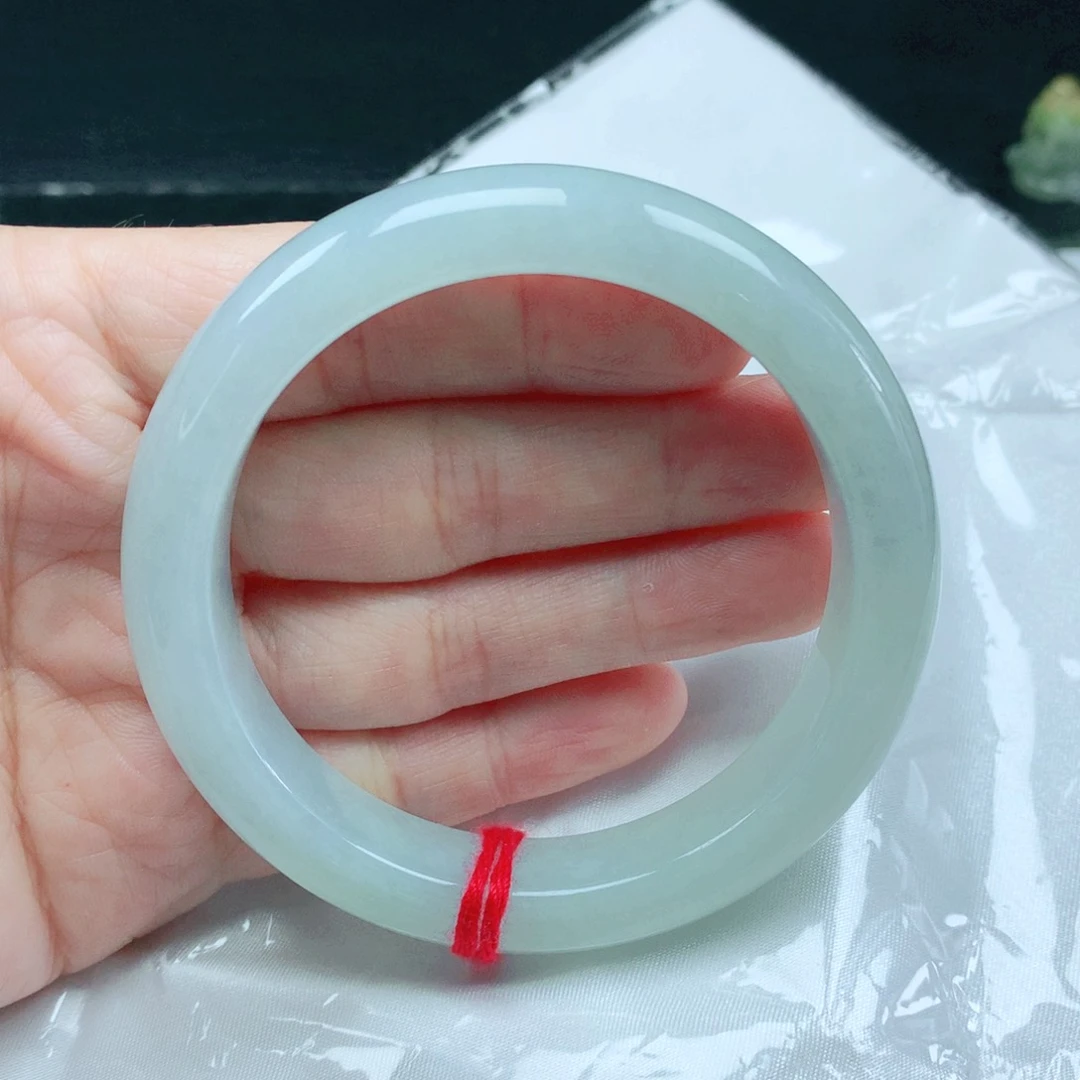 未镶嵌手镯翡翠56