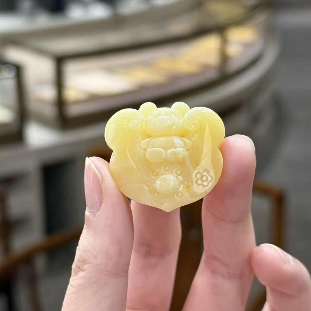 【铭舍 小熊如意锁浓白花】蜜蜡小熊文玩珠宝手工雕桃小熊-9-27