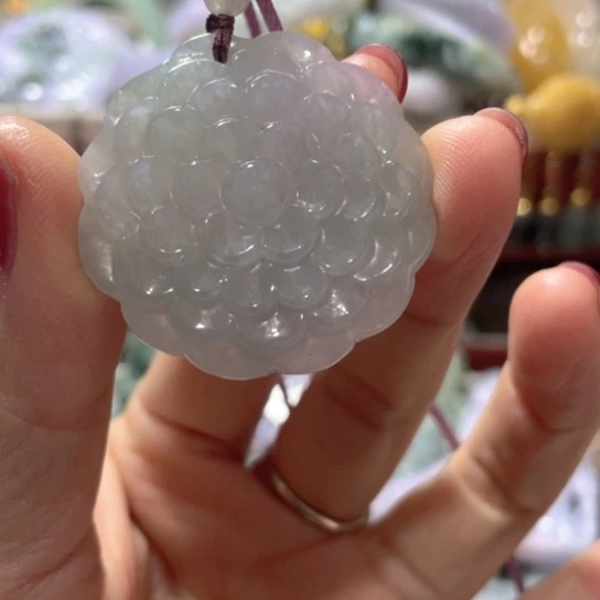 翡翠未镶嵌颈饰花开富贵吊坠