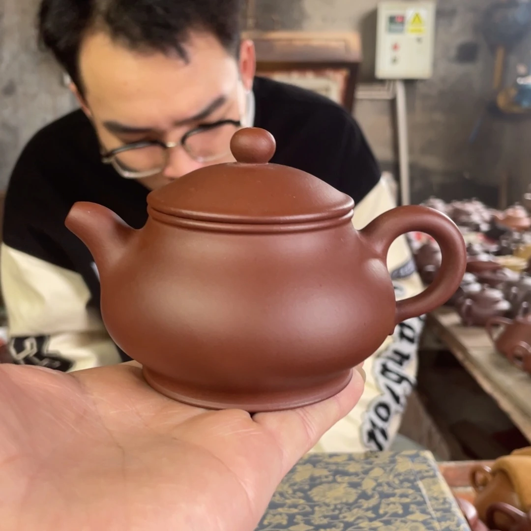 茶壶紫砂ZXM。   底槽清。 潘壶。 200CC