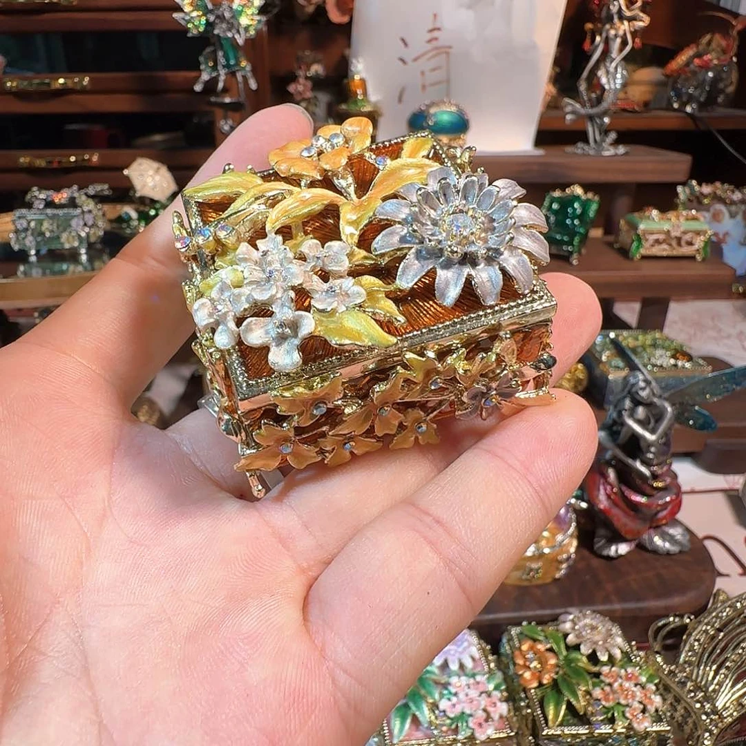 手工制品请勿吹毛求疵