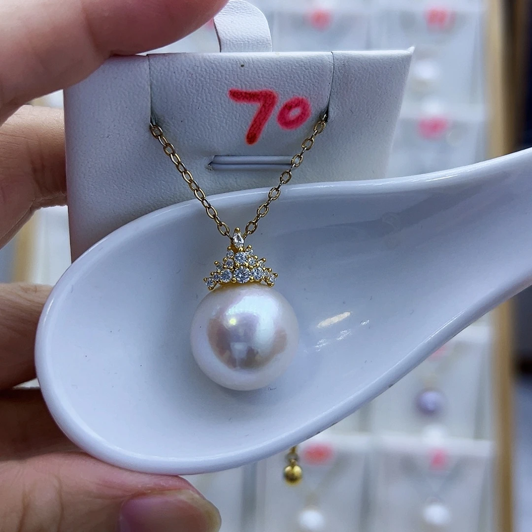 淡水珍珠18K金镶嵌吊坠(不含链)