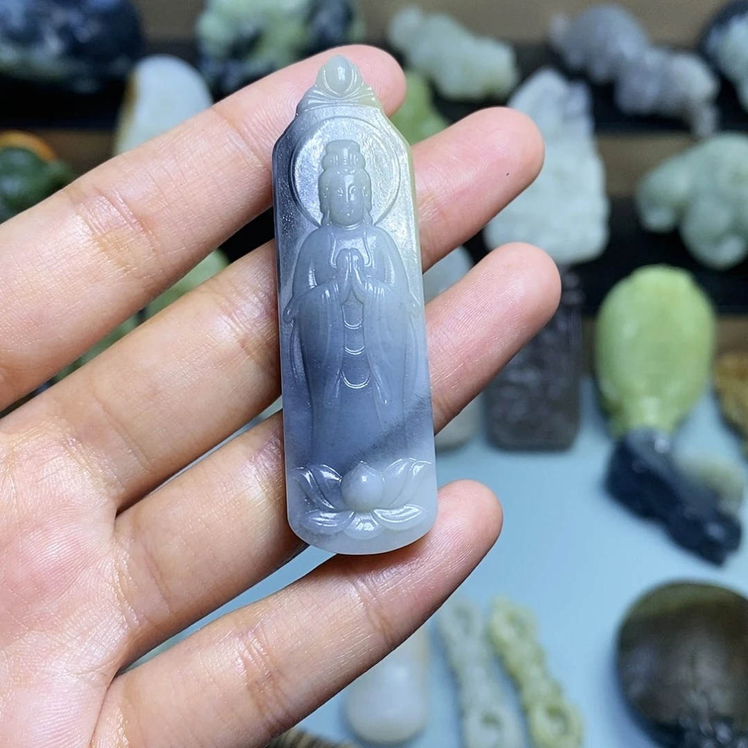 颈饰未镶嵌和田玉貔*