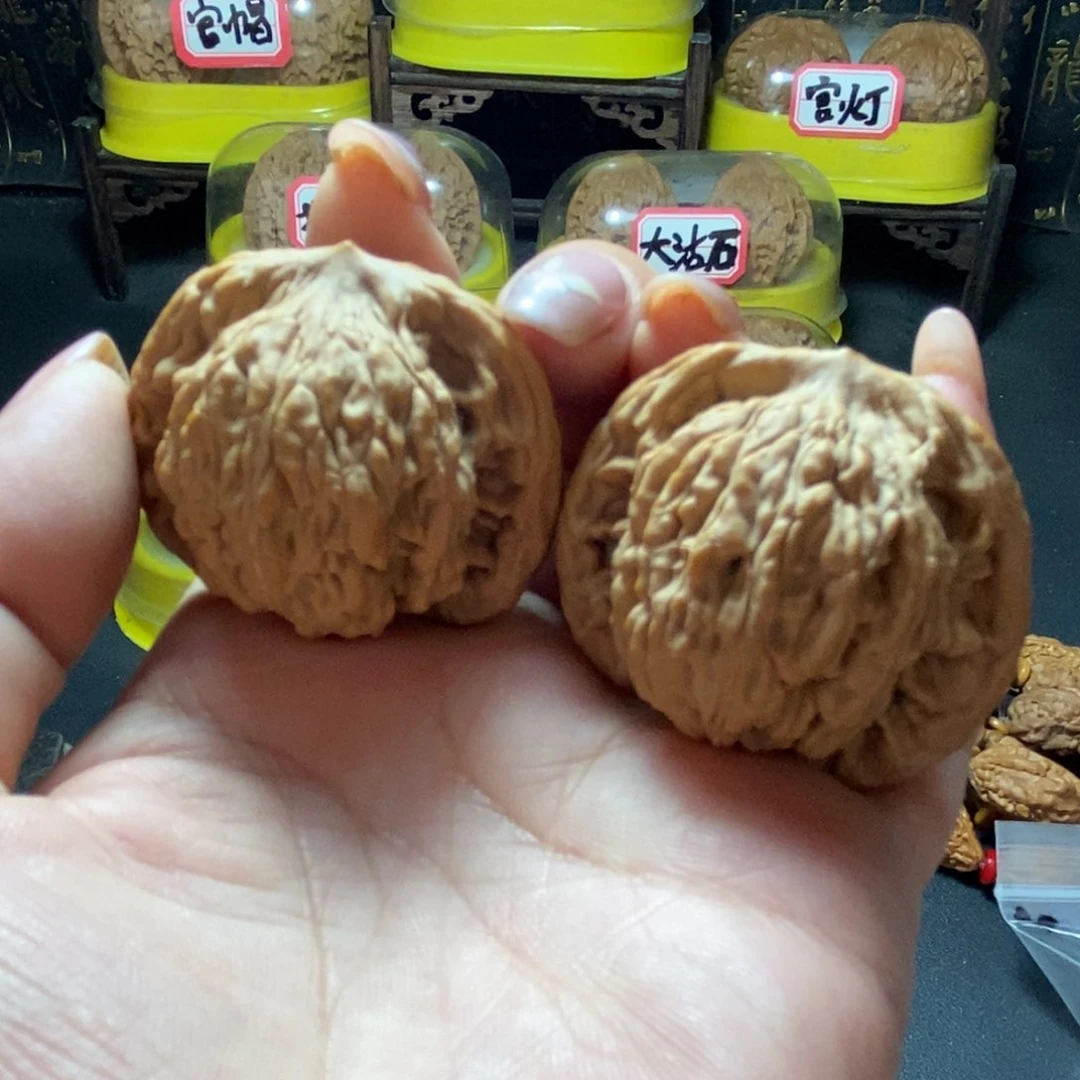 文玩核桃把件14号狮虎兽41.5尺全品