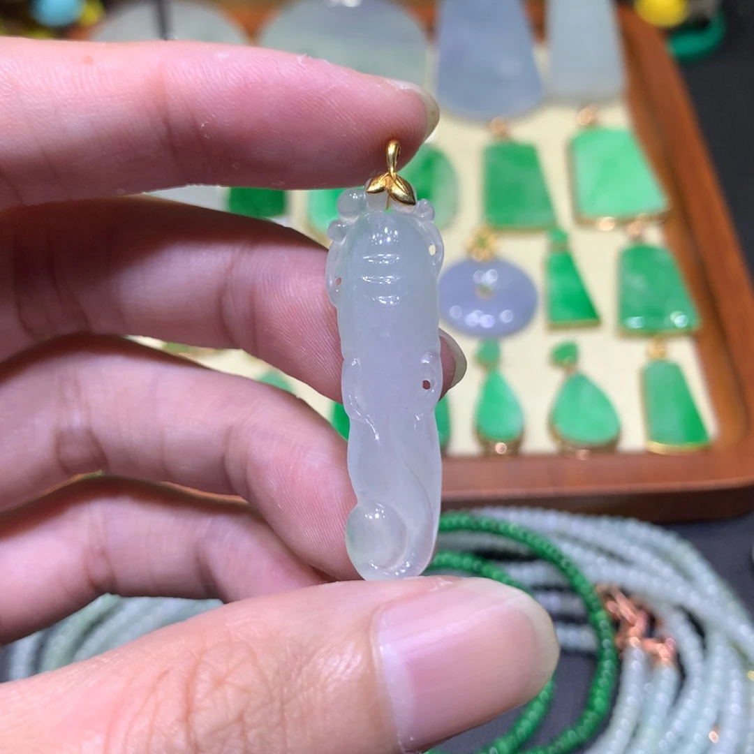 翡翠18K金镶嵌吊坠(不含链)