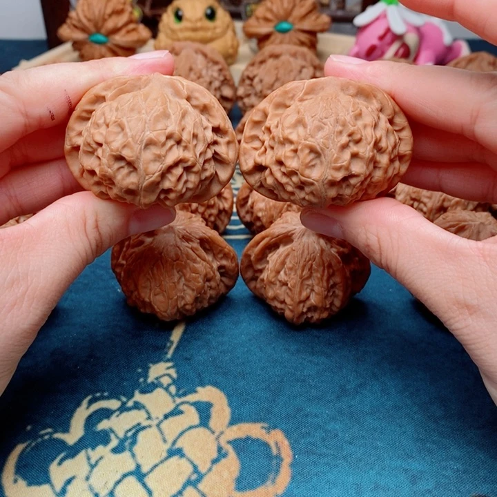 文玩核桃把件宫灯46