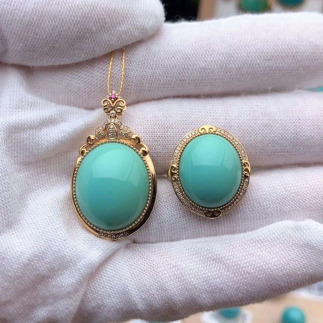 绿松石珠宝奇石18K金镶嵌