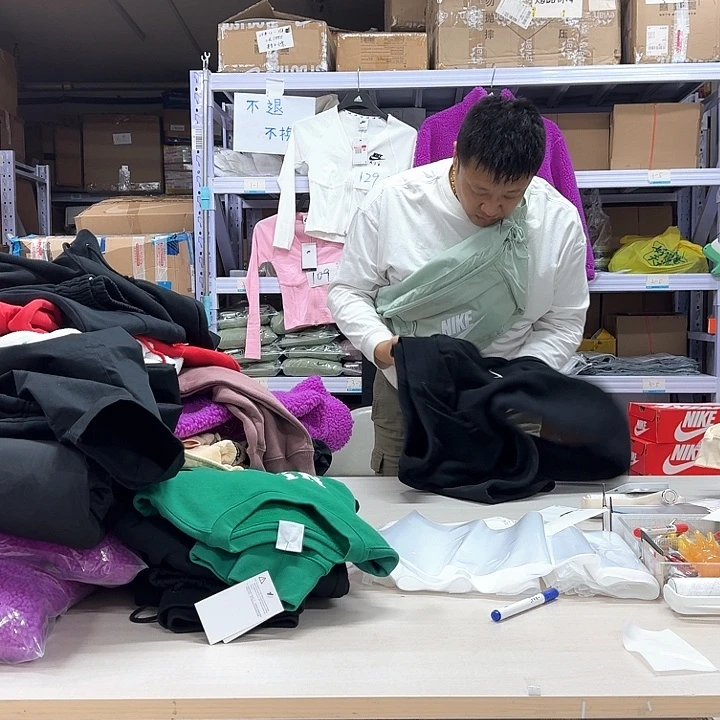 加绒黑色m5888 5555