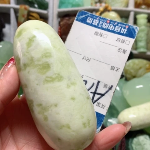 蛇纹石玉手把件未镶嵌